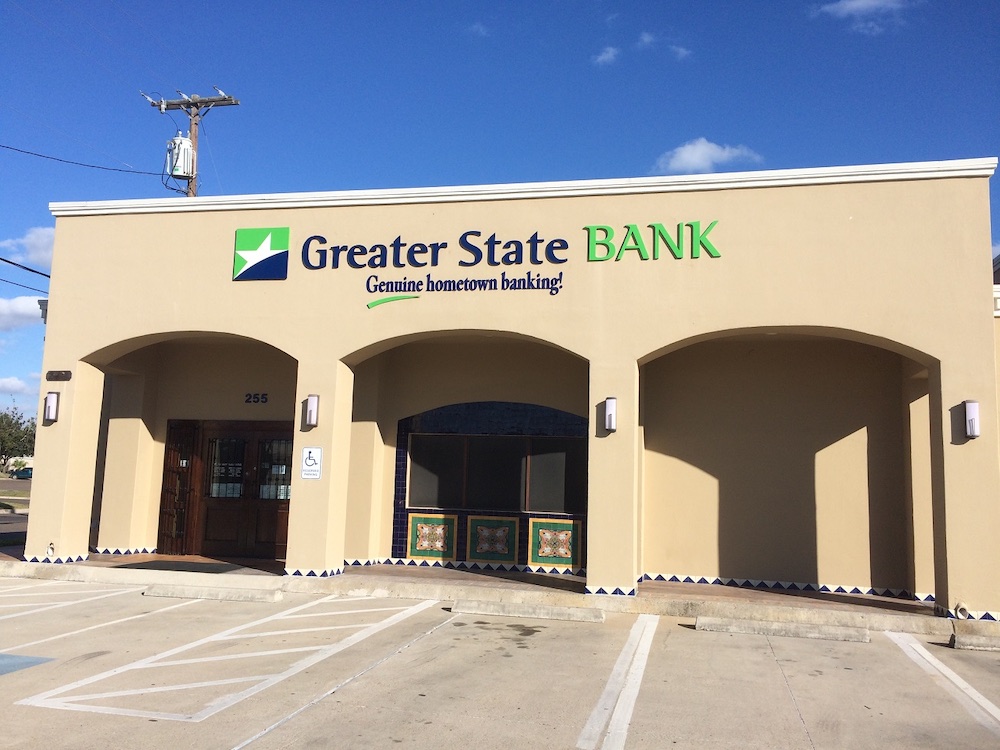 greater state bank plastic letter sign